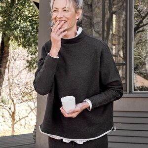 $218 Frank and Eileen Effie Long-Sleeve Funnel Neck Capelet in Charcoal Size M